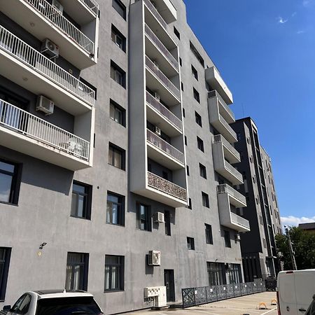 Apartament Madeira Apartment Oradea Exterior photo